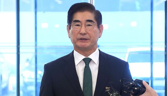 Скандал в Южной Корее: министр обороны извинился и ушел в отставку