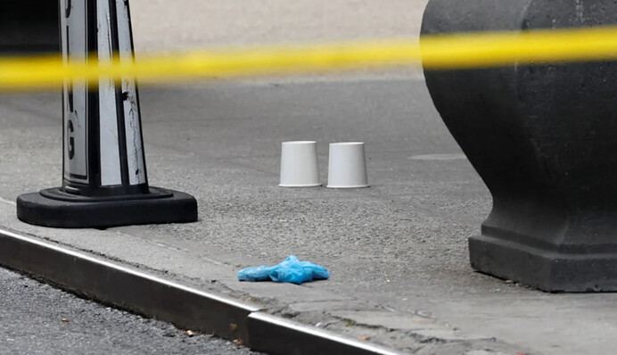 В Нью-Йорке посреди улицы застрелили гендиректора одной из крупнейших страховых компаний США