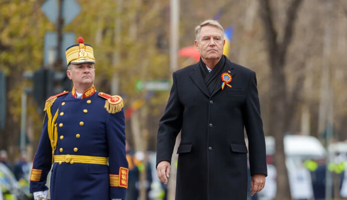 Президент Румынии сообщил, будет ли оставаться в должности после отмены результатов выборов