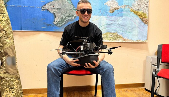 Стерненко показал дрон, которым атаковали российские цели в Черном море