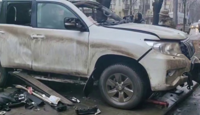 У окупованому Донецьку вибухнув автомобіль