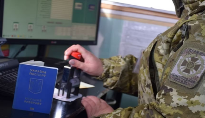 Коли бронювання або відстрочка дають право на виїзд за кордон - пояснення адвоката