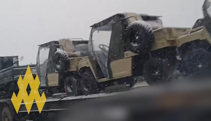 Россияне перебрасывают в Курск китайские багги