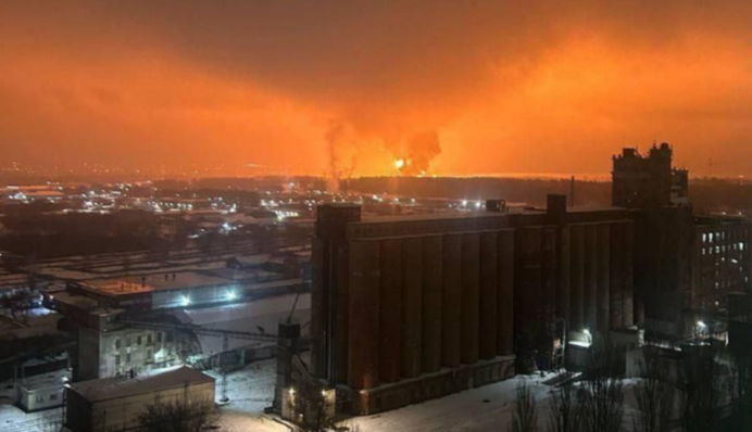 В Генштабі офіційно заявили про ураження нафтобази на Брянщині - в чому її важливість