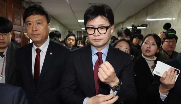 Лидер правящей партии Южной Кореи уходит в отставку