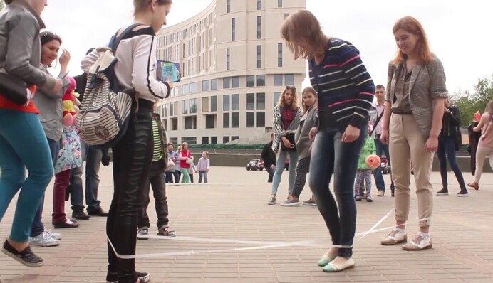 Гумка чи резинка: як правильно і коли слід вживати ці слова