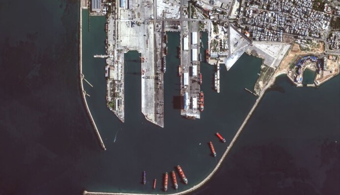 Россия концентрирует свою военную технику в Сирии на двух базах: спутниковые фото