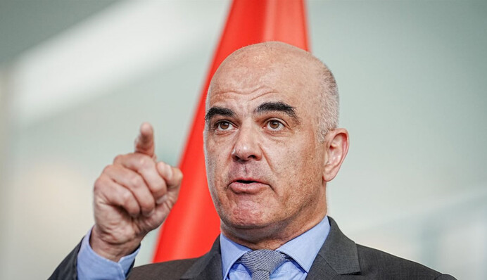 ​На тлі антиурядових протестів до Грузії їде глава Ради Європи