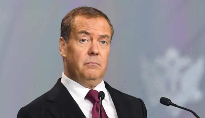 За ликвидацию российского генерала Медведев пригрозил должностным лицам стран НАТО