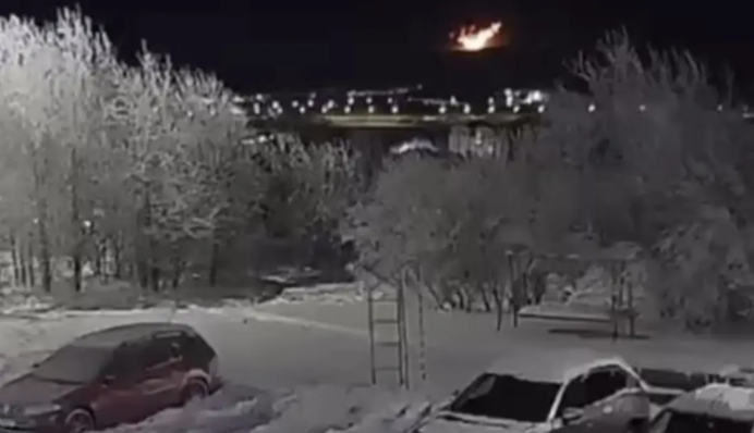 Возле базы Северного флота РФ в Мурманской области произошли взрывы, - СМИ