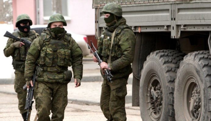 В Крыму оккупанты активно перемещают технику и боеприпасы: боятся ударов ВСУ