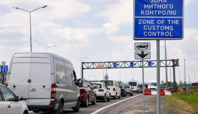 В ДПСУ попередили про черги на в'їзд в Україну - Демченко пояснив причину