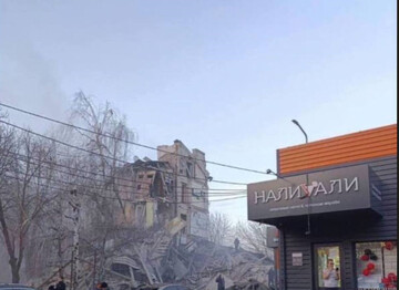 ​Росіяни вдарили по Кривому Рогу: поранених дістають з-під завалів