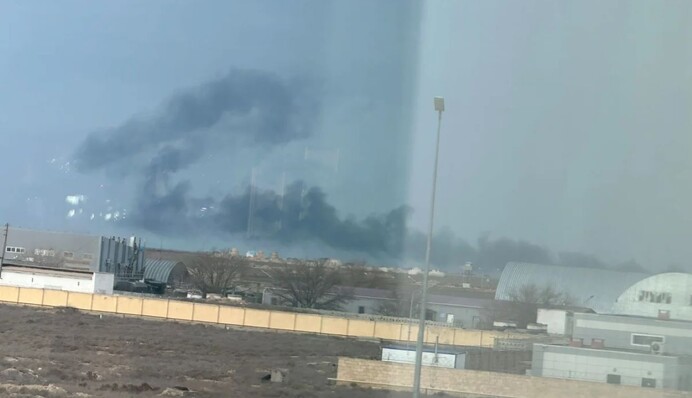 В Казахстане разбился самолет со 105 пассажирами: момент загорания попал на видео