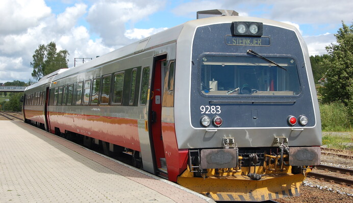 У Норвегії через масштабний збій зв'язку на залізниці по всій країні зупинилися поїзди