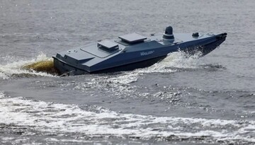 "Історичний удар": українці вперше у світі знищили повітряну ціль з морського дрона