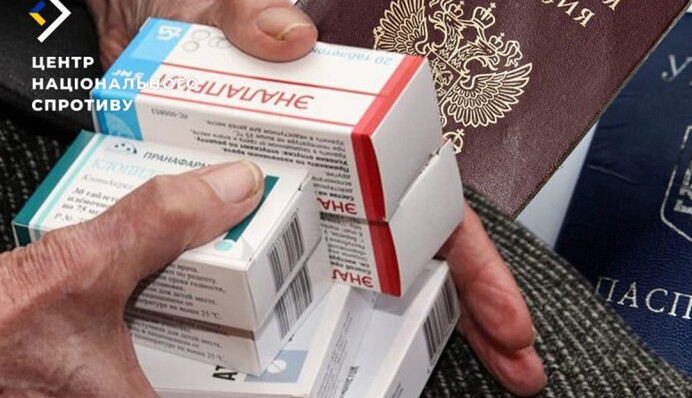 ​Без паспорта РФ: вороги забирають права українців на ТОТ