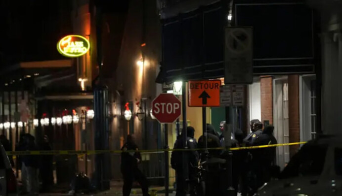 ​Поліція ліквідувала водія авто, яке в'їхало в натовп у Новому Орлеані