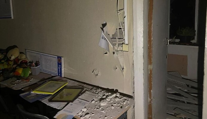 У Нікополі росіяни вдарили по території підрозділу ДСНС