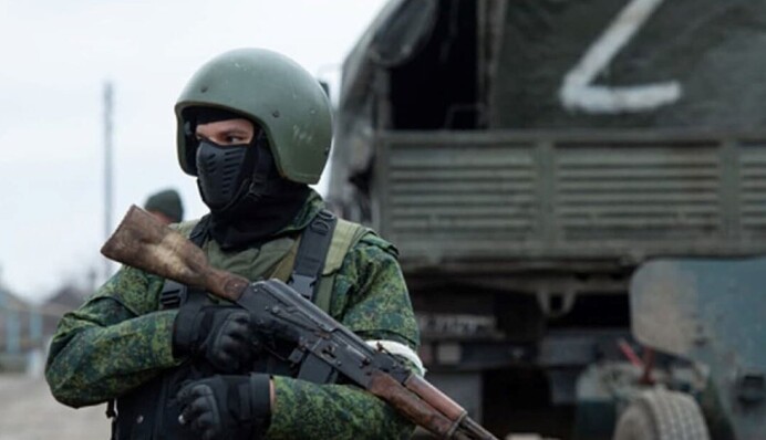 Военным РФ на Донбассе приказали маскироваться под местных жителей