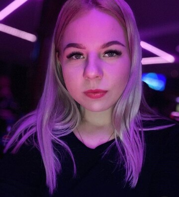 Її вбила Росія: з'явились фото та прізвище дівчини, яка загинула на Київщині