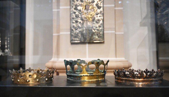 В підземеллі Вільнюського собору знайшли корони трьох правителів XVI століття