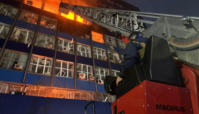 Количество пострадавших в результате российского удара по Запорожью превысило сто человек