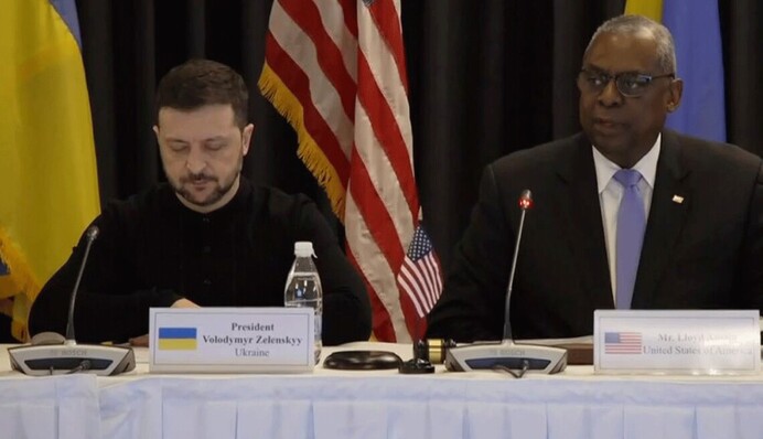 Зеленський закликав пертнерів України посилити тиск на енергетичну галузь Росії