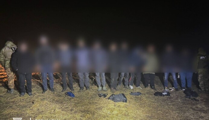 11 ухилянтів в одному авто: на Одещині затримали 