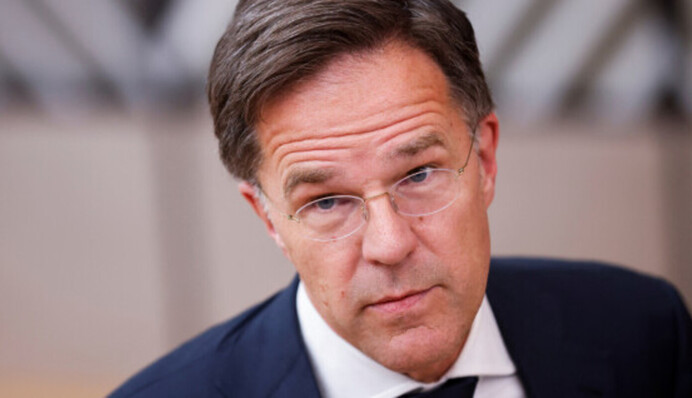 Генсек НАТО закликав посилити фінансування оборони, щоб «не довелося йти на курси російської мови»