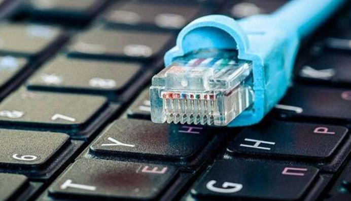 В 21 регионе России упала скорость интернета: в Роскомнадзоре назвали причину