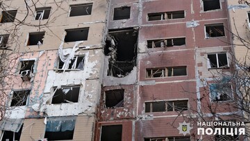 ​Росіяни скинули авіабомбу на багатоповерхівку Краматорська: серед поранених є двоє дітей