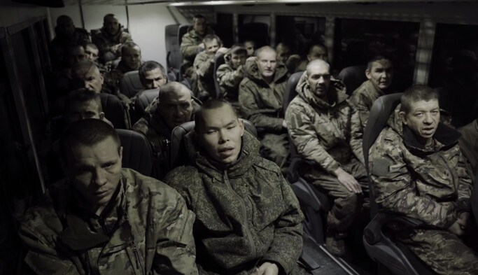 ​Найдены в подвалах: азовцы взяли в плен два десятка оккупантов во время боев у Торецка