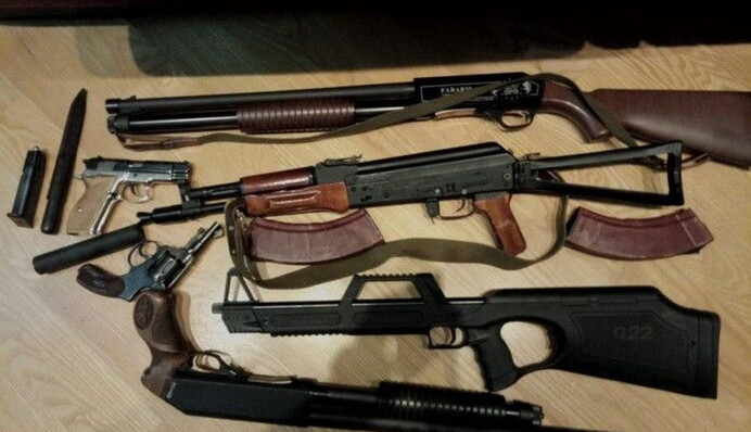 Понад 16 тисяч гранат, 747 гранатометів, три тонни вибухівки та майже два мільйони набоїв: голова Нацполіції розповів про незаконний обіг зброї