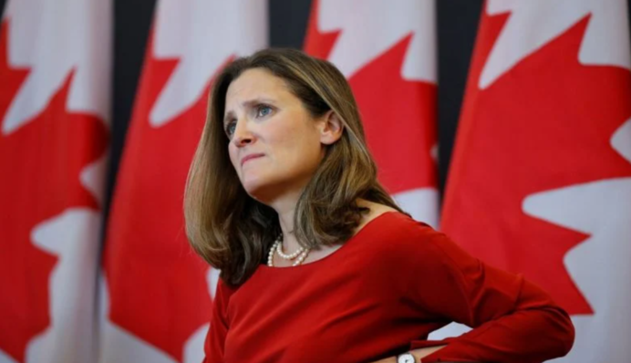 Фріланд, яка має українське коріння, змагатиметься за крісло прем’єра Канади