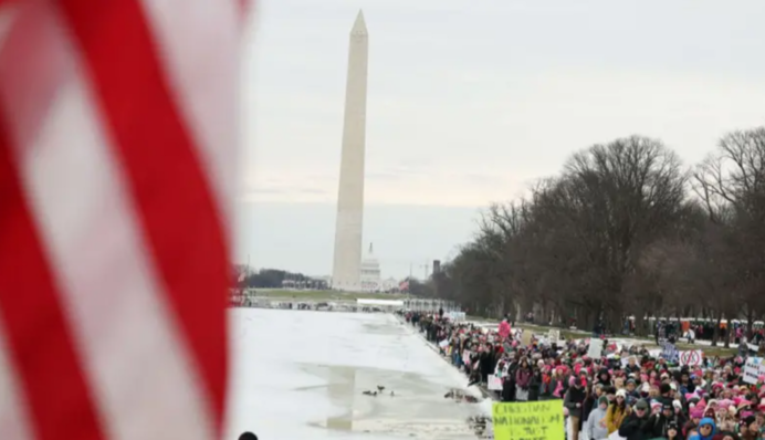 У Вашингтоні протестувальники вийшли на вулиці напередодні інавгурації Трампа