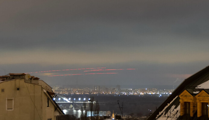 ​"Шахеди" й безпілотники-імітатори: у Повітряних силах ЗСУ розповіли подробиці нічної атаки