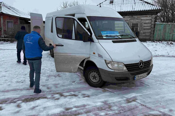 ​"Над селом проходить "траса" "Шахедів" - як триває евакуація на Чернігівщині