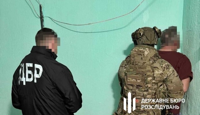 В Україні затримали двох генералів