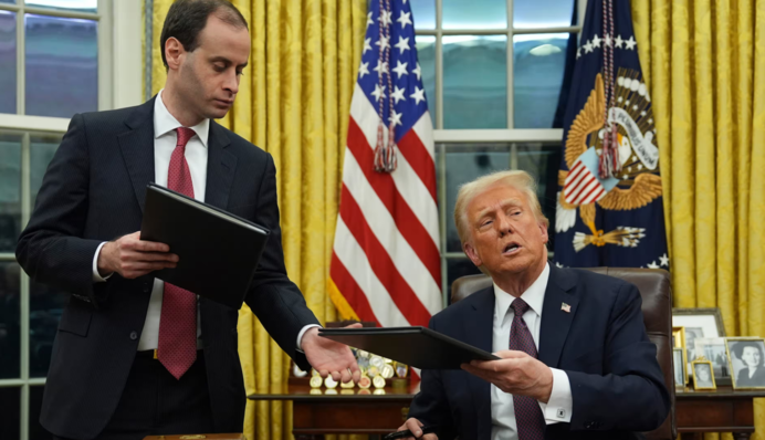 Трамп - снова президент США: что он сделал в первые часы после вступления в должность