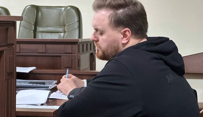 Экс-ведующему телеканалов 