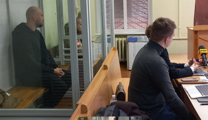 Суд освободил Гнездилова от уголовной ответственности за публичное СЗЧ