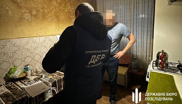 Співпрацював з окупантами на Херсонщині, а потім виїхав на Хмельниччину: затримано посадовця Чорноморського заповідника