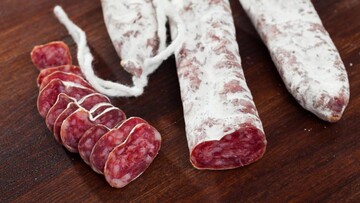 Украина ограничила импорт из десяти стран ЕС: в чем причина