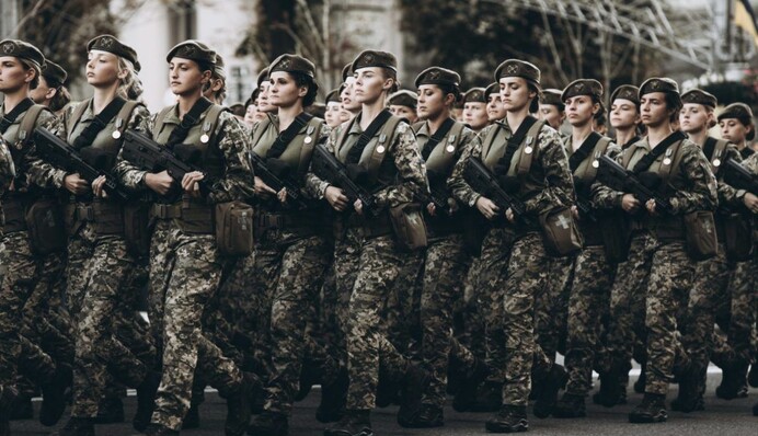 Служба в ВСУ: в Минобороны назвали специальности, которые выбирают женщины