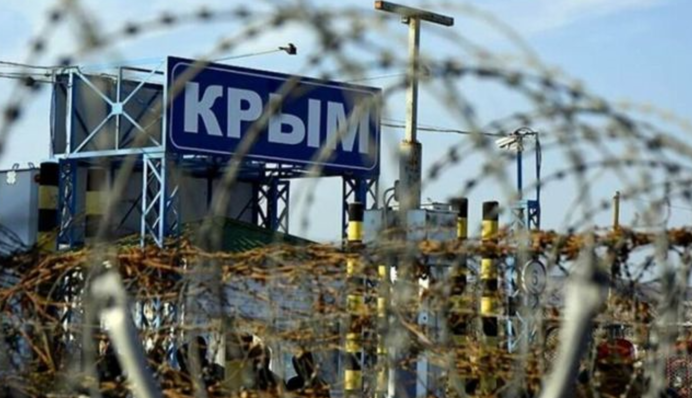 Размещают фото на автобусных остановках: в Симферополе ищут солдат-беглецов