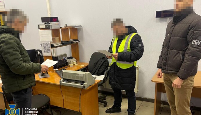 У мерії Києва викрили топ-чиновника, який  через фейкову інвалідність оформив бронь від призову