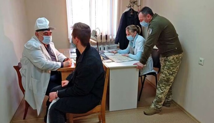 Адвокатка пояснила, чи потрібно йти на ВЛК раніше дати, зазначеної у військово-обліковому документі