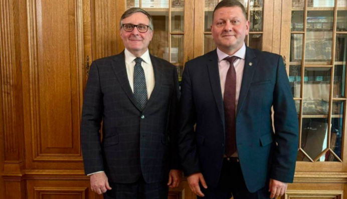 Залужний розповів про боротьбу України з коаліцією авторитарних режимів