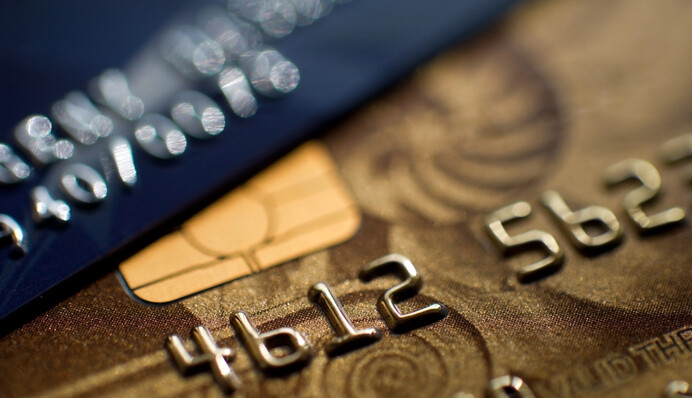 Ліміти на перекази з 1 лютого: банки попередили українців про зміни